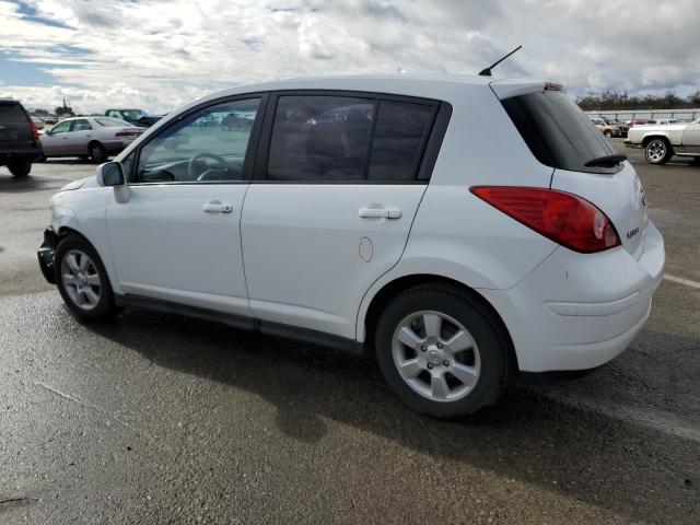 3N1BC13E47L364757 - 2007 NISSAN VERSA S WHITE photo 2