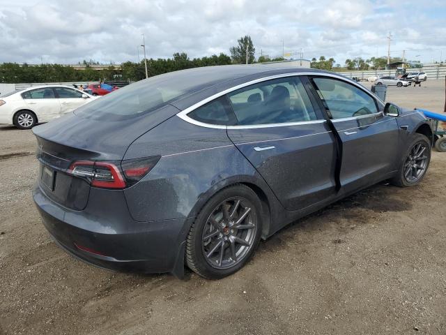 5YJ3E1EA1KF306988 - 2019 TESLA MODEL 3 GRAY photo 3