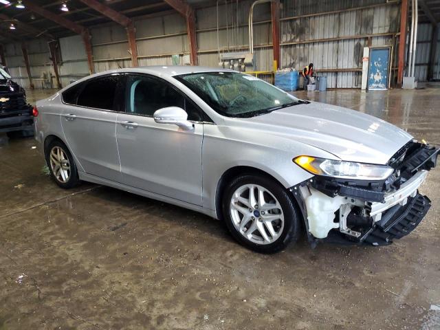 3FA6P0H73GR344994 - 2016 FORD FUSION SE SILVER photo 4