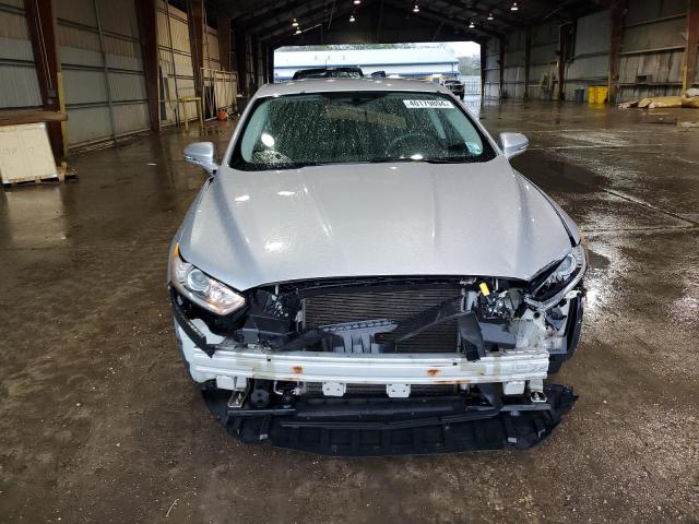 3FA6P0H73GR344994 - 2016 FORD FUSION SE SILVER photo 5