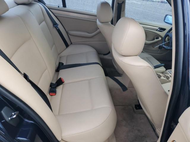 WBAAM3337XFP63587 - 1999 BMW 323 I AUTOMATIC BLUE photo 10