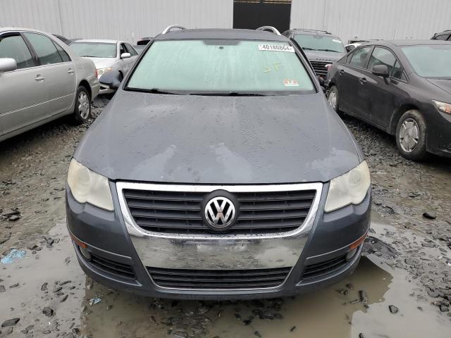 WVWXL7AN0AE045582 - 2010 VOLKSWAGEN PASSAT KOMFORT GRAY photo 5