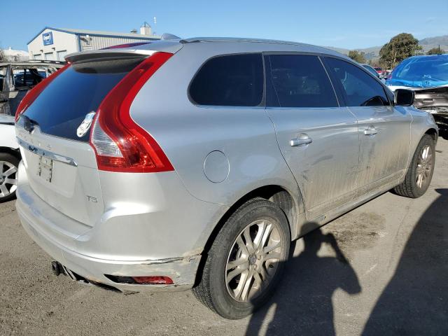 YV440MDK5G2800955 - 2016 VOLVO XC60 T5 PREMIER SILVER photo 3