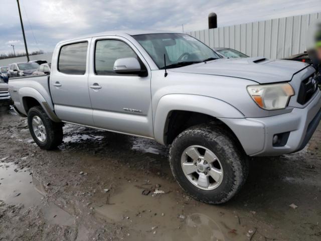 5TFJU4GN9CX023841 - 2012 TOYOTA TACOMA DOUBLE CAB PRERUNNER SILVER photo 4