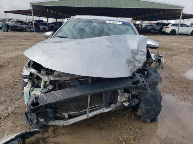 4T4BF1FK4FR502244 - 2015 TOYOTA CAMRY LE SILVER photo 5