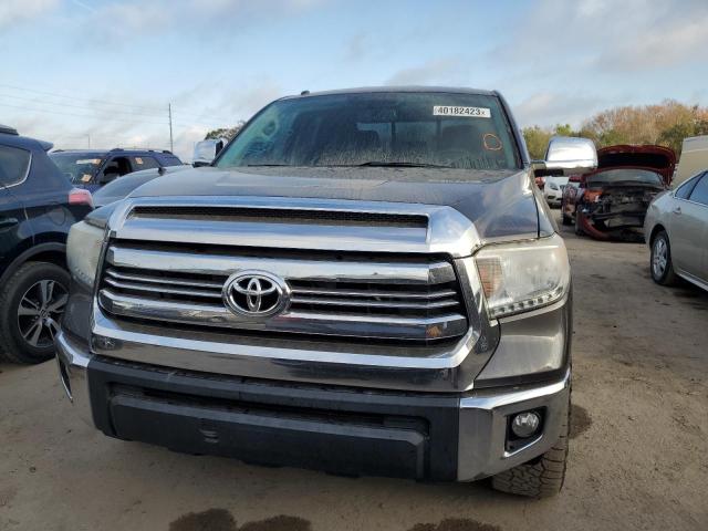 5TFRM5F18GX100809 - 2016 TOYOTA TUNDRA DOUBLE CAB SR/SR5 GRAY photo 5