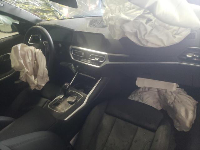 3MW5R7J0XM8C01156 - 2021 BMW 330XI أسود صورة 8