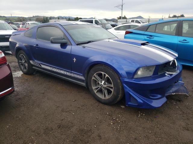 1ZVFT80NX55144691 - 2005 FORD MUSTANG BLUE photo 4