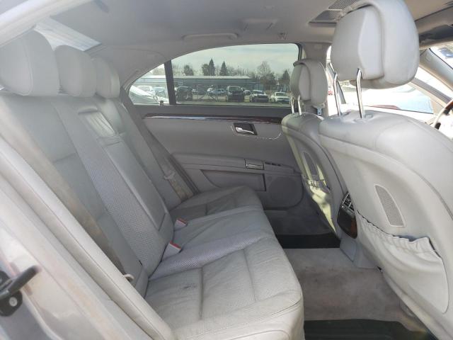 WDDNG7DB7CA430179 - 2012 MERCEDES-BENZ S 550 GRAY photo 10