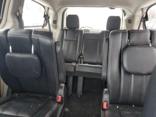 2C4RC1BG7GR157636 - 2016 CHRYSLER TOWN & COU TOURING SILVER photo 10