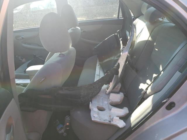 2T1BU4EE3DC985754 - 2013 TOYOTA COROLLA BASE SILVER photo 10