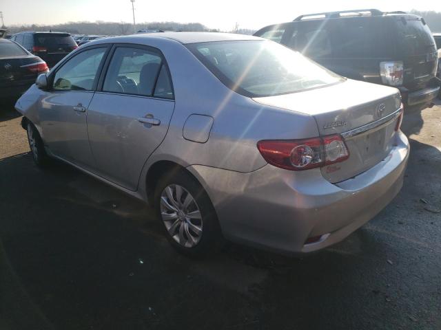 2T1BU4EE3DC985754 - 2013 TOYOTA COROLLA BASE SILVER photo 2