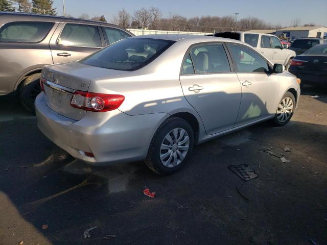 2T1BU4EE3DC985754 - 2013 TOYOTA COROLLA BASE SILVER photo 3