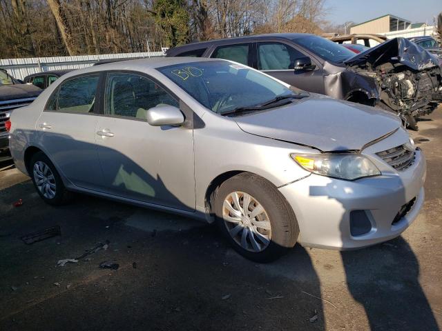 2T1BU4EE3DC985754 - 2013 TOYOTA COROLLA BASE SILVER photo 4