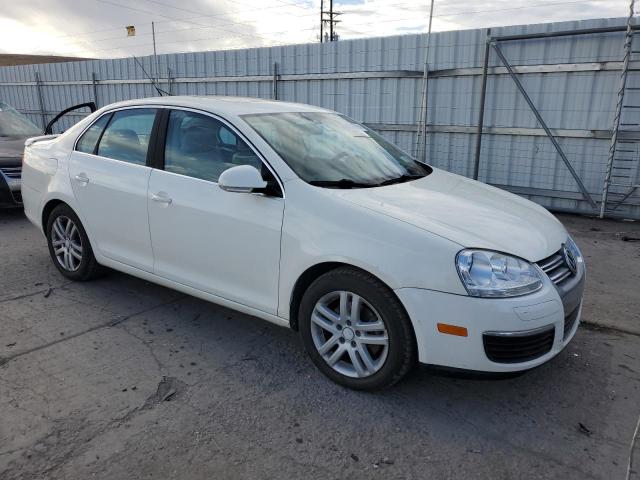 3VWEG71K47M141488 - 2007 VOLKSWAGEN JETTA WOLFSBURG WHITE photo 4