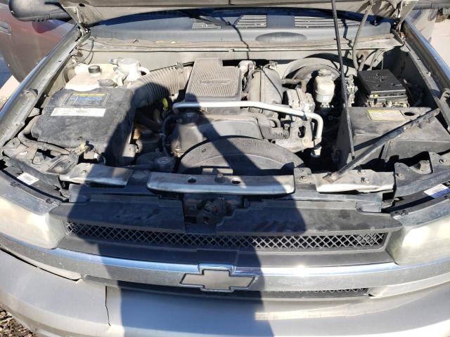 1GNDT13S832388624 - 2003 CHEVROLET TRAILBLAZE SILVER photo 11