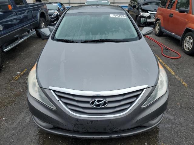 5NPEB4AC6DH749006 - 2013 HYUNDAI SONATA GLS GRAY photo 5