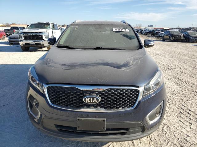 5XYPG4A38HG290763 - 2017 KIA SORENTO LX BLUE photo 5