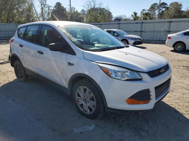 1FMCU0F7XGUB30100 - 2016 FORD ESCAPE S WHITE photo 4