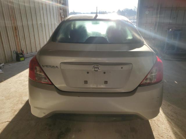 3N1CN7AP9HL851363 - 2017 NISSAN VERSA S SILVER photo 6