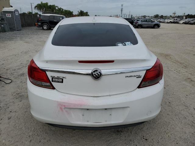 W04GN5EC2B1037557 - 2011 BUICK REGAL CXL WHITE photo 6