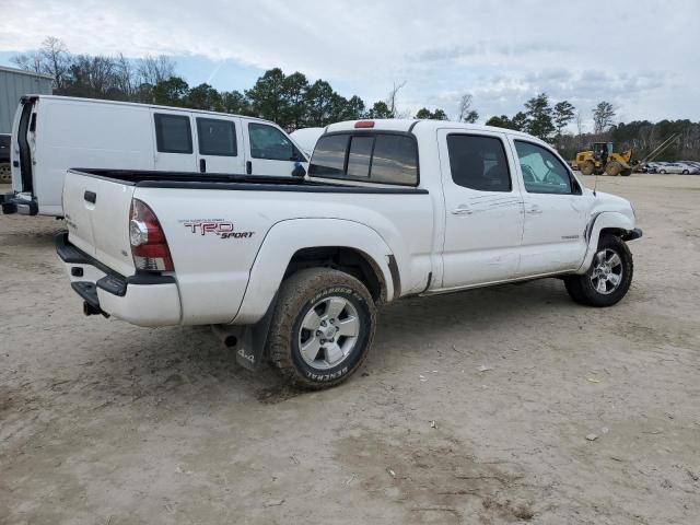 3TMMU4FN3BM031887 - 2011 TOYOTA TACOMA DOUBLE CAB LONG BED WHITE photo 3