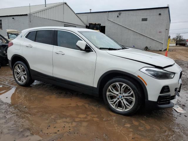 WBXYJ1C03M5S41886 - 2021 BMW X2 XDRIVE28I WHITE photo 4