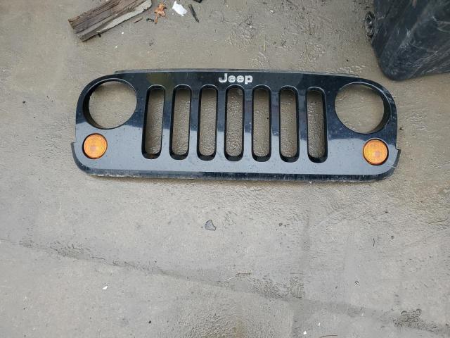 1J4FA541X8L500503 - 2008 JEEP WRANGLER SAHARA BLACK photo 12