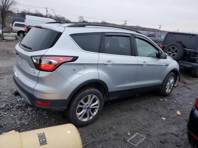 1FMCU9G92HUB71181 - 2017 FORD ESCAPE SE SILVER photo 3