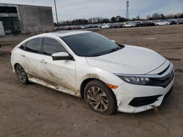 19XFC2F7XJE206646 - 2018 HONDA CIVIC EX WHITE photo 4