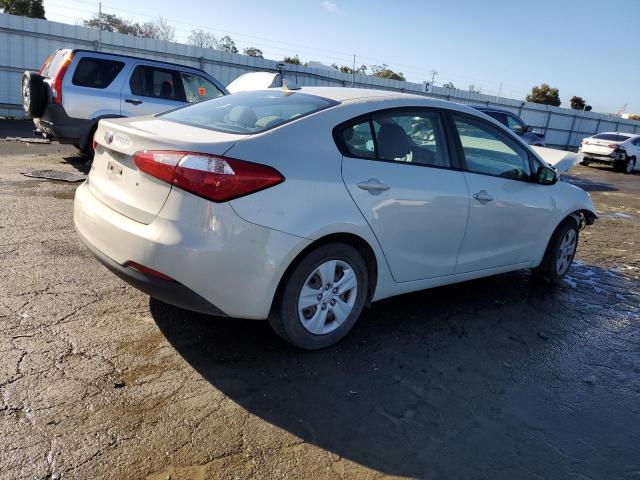 KNAFK4A6XE5253154 - 2014 KIA FORTE LX WHITE photo 3