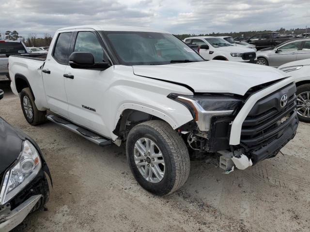 5TFLA5DA6NX008385 - 2022 TOYOTA TUNDRA DOUBLE CAB SR WHITE photo 4