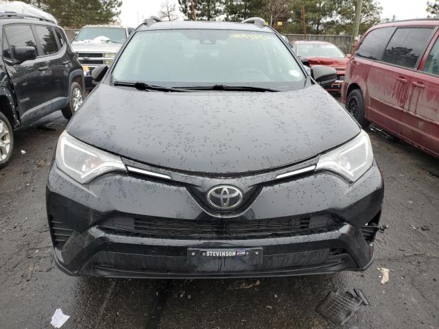 2T3BFREV5JW783989 - 2018 TOYOTA RAV4 LE BLACK photo 5