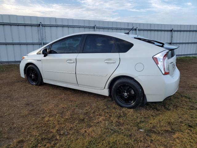 JTDKN3DU0F1890253 - 2015 TOYOTA PRIUS WHITE photo 2