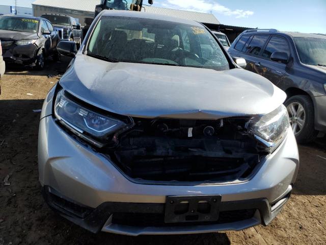 2HKRW6H38JH227805 - 2018 HONDA CR-V LX SILVER photo 5