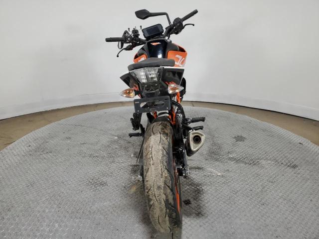 MD2JPJ401KC228942 - 2019 KTM 390 DUKE ORANGE photo 4