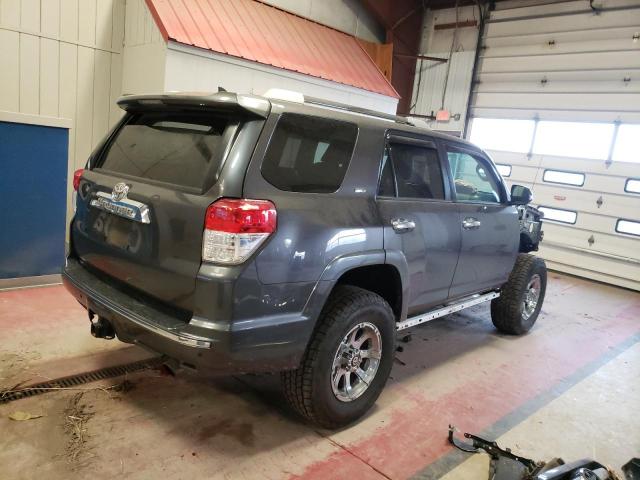 JTEBU5JR1B5041794 - 2011 TOYOTA 4RUNNER SR5 CHARCOAL photo 3