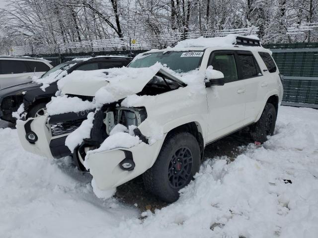 2019 TOYOTA 4RUNNER SR5, 