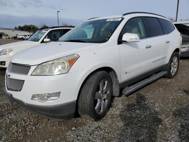 1GNEV33D99S120623 - 2009 CHEVROLET TRAVERSE LTZ WHITE photo 1