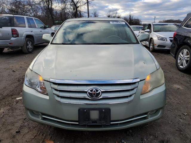 4T1BK36B85U021915 - 2005 TOYOTA AVALON XL GREEN photo 5