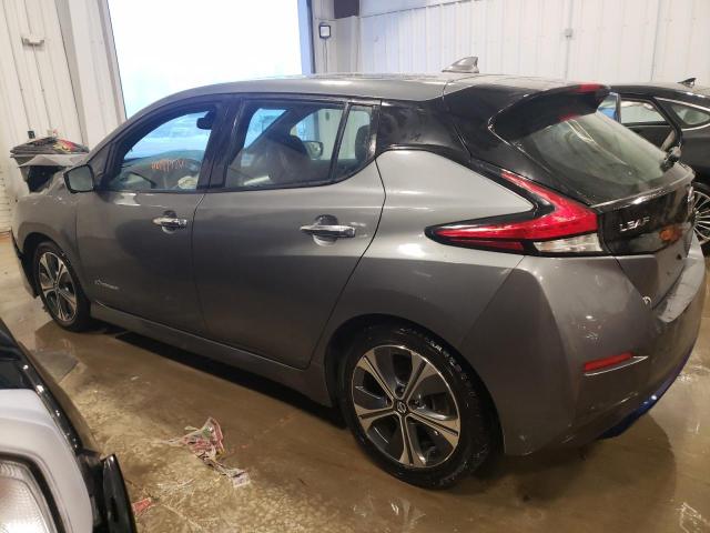 1N4AZ1CP2JC314392 - 2018 NISSAN LEAF S GRAY photo 2