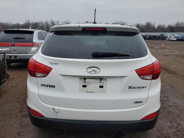 KM8JUCAC5DU753794 - 2013 HYUNDAI TUCSON GLS WHITE photo 6