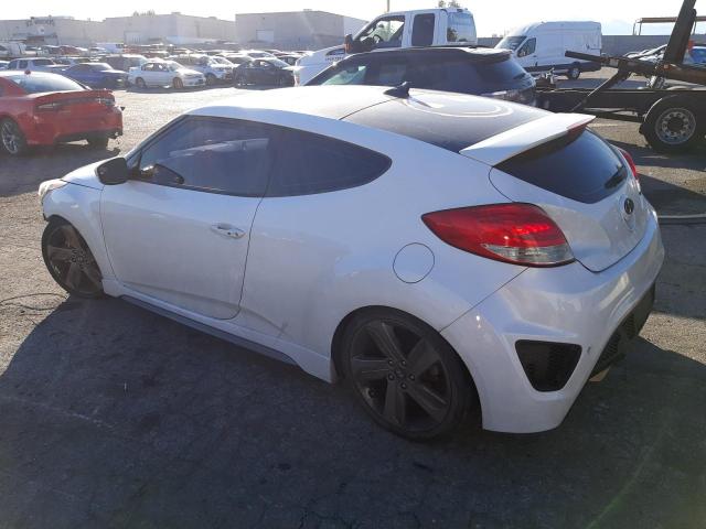 KMHTC6AE4FU221342 - 2015 HYUNDAI VELOSTER TURBO WHITE photo 2