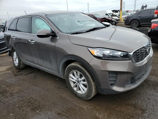 5XYPG4A31KG508663 - 2019 KIA SORENTO L BROWN photo 4