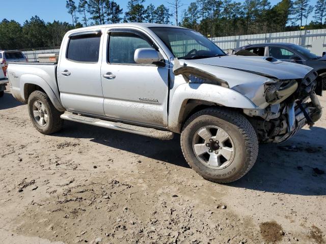 3TMJU62N05M007619 - 2005 TOYOTA TACOMA DOUBLE CAB PRERUNNER SILVER photo 4