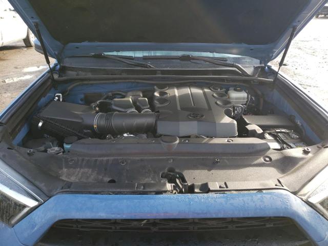 JTEBU5JR2J5587812 - 2018 TOYOTA 4RUNNER SR5/SR5 PREMIUM BLUE photo 12
