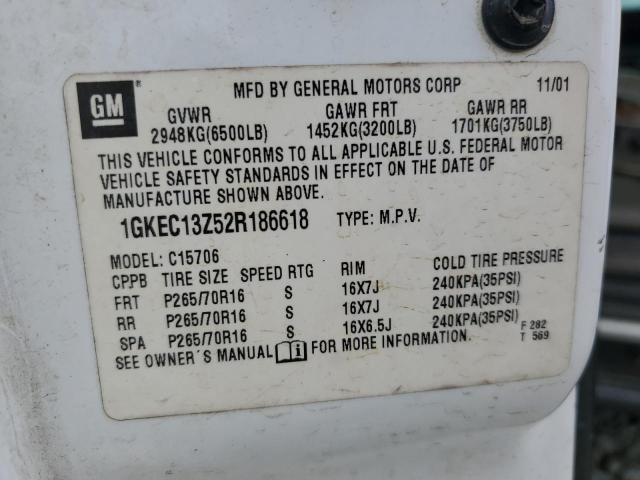 1GKEC13Z52R186618 - 2002 GMC YUKON WHITE photo 12