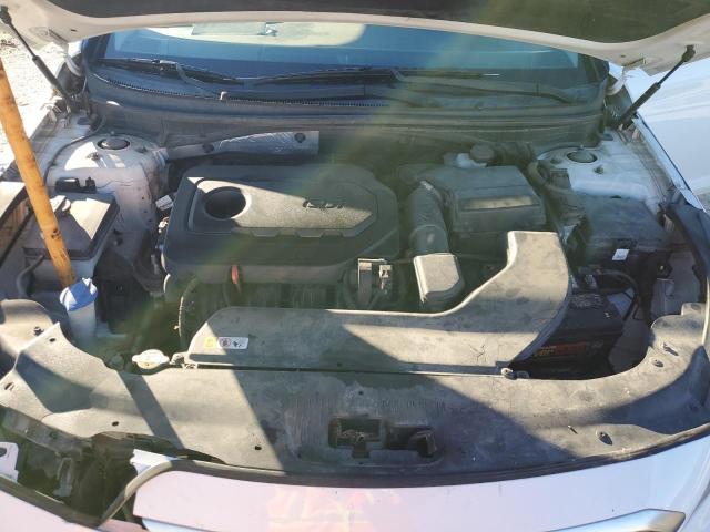 5NPE24AF3FH020040 - 2015 HYUNDAI SONATA SE WHITE photo 11