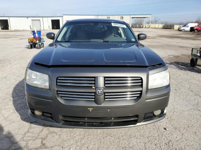 2D4GZ37V08H261985 - 2008 DODGE MAGNUM SXT GRAY photo 5