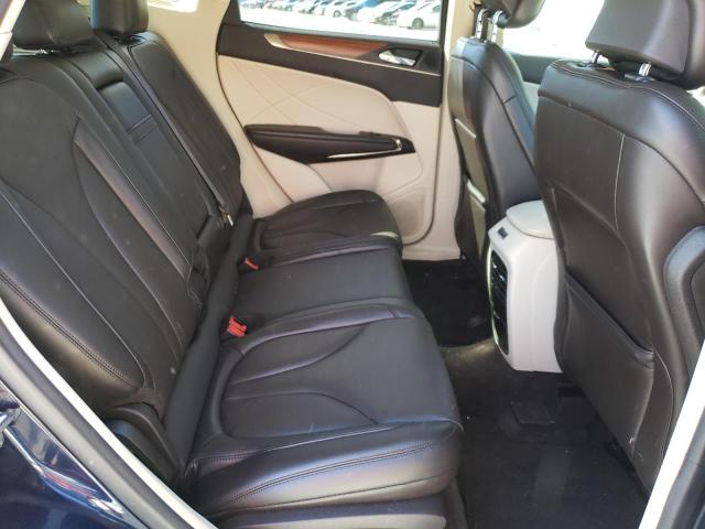 5LMCJ3C90GUJ21354 - 2016 LINCOLN MKC RESERVE BLUE photo 11